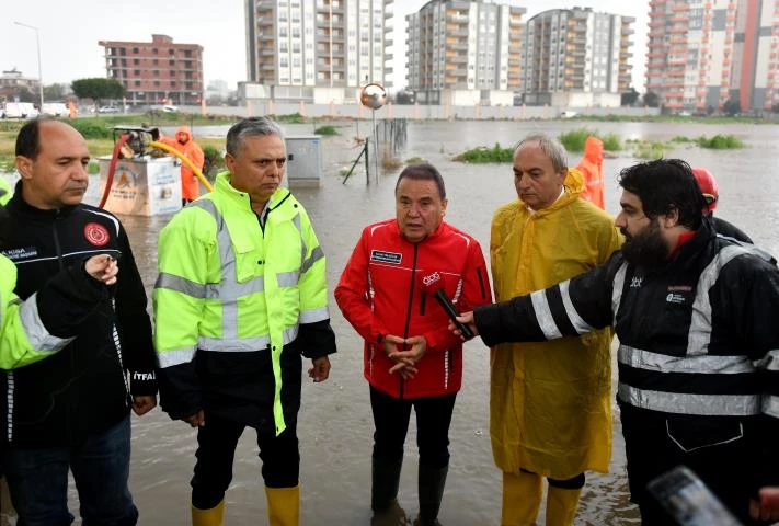 Muratpaşa ekipleri alarmda