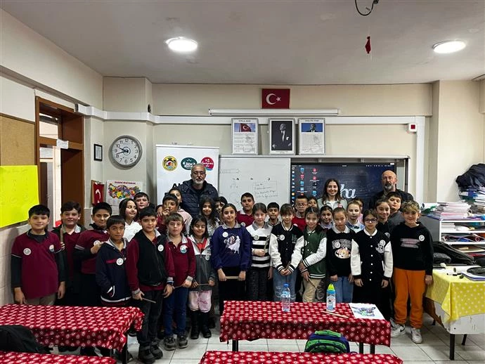 EKO OKULLARDA ATIKSIZ YAŞAM VE ATIKLARIN GERİ KAZANIMI EĞİTİMİ DÜZENLENİYOR