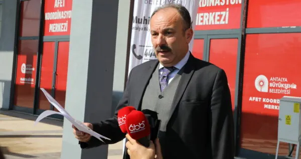 ‘YAĞMUR SUYU VE KANALİZASYON TEMİZLİĞİ İÇİN 5 YILDA 6 İHALE YAPILDI’