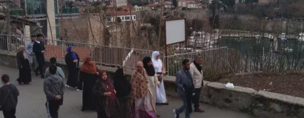HİNTLİ VE AFRİKALI TURİSTLER ANTALYA’DA