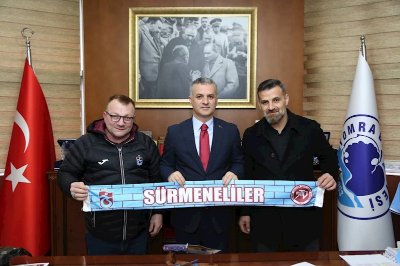 SÜRMENE TRABZON TARAFTARLAR DERNEĞİ YÖNETİMİ BAŞKANIMIZI MAKAMINDA ZİYARET ETTİ