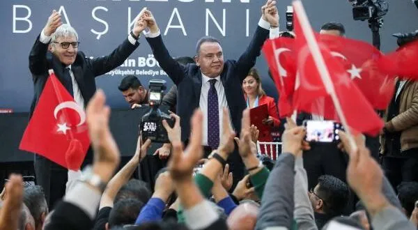 İYİ Kİ SEÇİM VAR.. BÖCEK