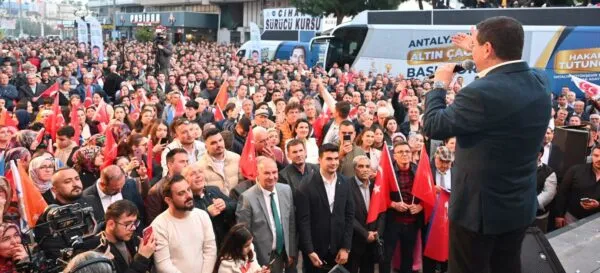 SERİK’TE MİTİNG GİBİ SKM AÇILIŞI.. ‘HİZMETLER ANTALYA’YI SARACAK’
