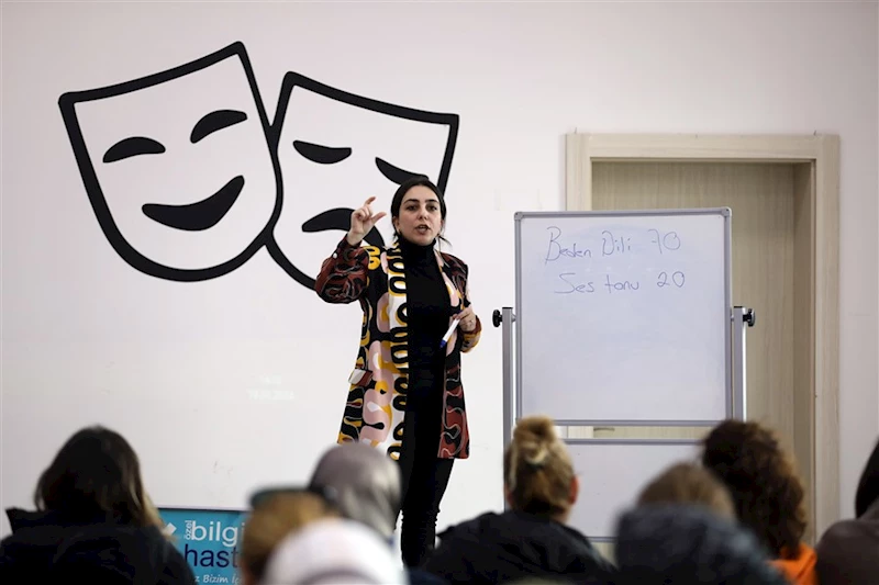 Aile İçi İletişim Seminerine Yoğun İlgi
