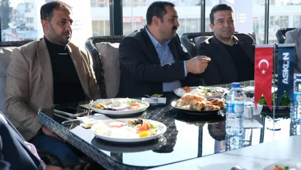 RIZA SÜMER..  ‘SEÇİMİ HİZMET HEYECANI OLAN KAZANACAK’