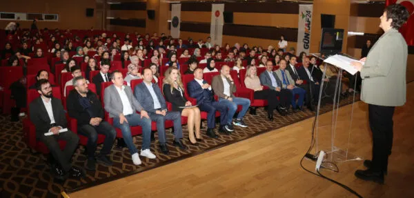 ANTALYA KENT KONSEYİ BAŞKANI KURT ‘GÜNKAF’TA GENÇLERLE BULUŞTU