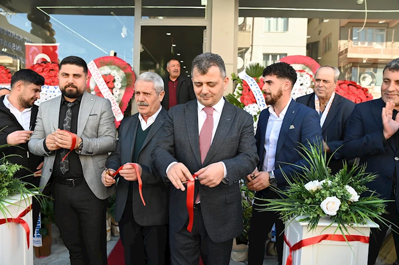 Belediye Başkanımız Serkan Koyuncu İş Yeri Açılışına Katıldı