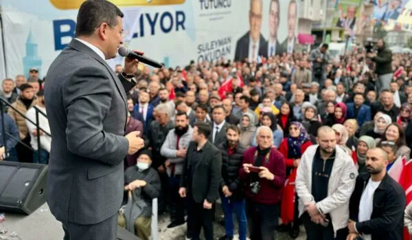 TÜTÜNCÜ MANAVGAT’TA..  ‘BU GÜZEL İLÇEYE ÖZEL PROJELERLE GELİYORUZ’