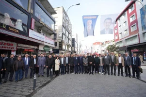 ÜMRANİYE’DEKİ ÇARŞI ESNAFI KAHVALTIDA BİR ARAYA GELDİ
