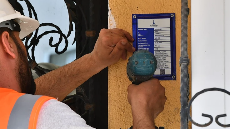 Bornova’da 61 bin 673 binanın kimlik belgesi çıkarıldı