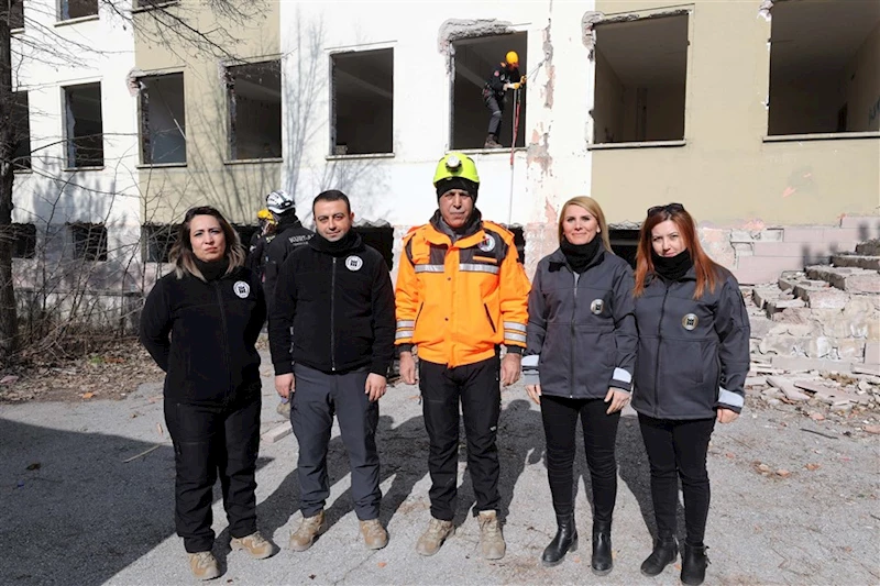 Yenimahalle Sivil Savunmadan Deprem Tatbikatı