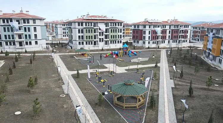 ASRIN FELAKETİNİN YARALARI ASRIN BİRLİKTELİĞİ İLE SARILIYOR