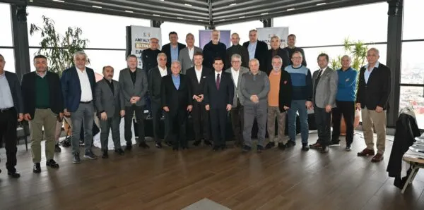 TÜTÜNCÜ.. ‘ANTALYA’YI ALTIN ÇAĞINA ULAŞTIRACAK PROJELERLE GELİYORUZ’