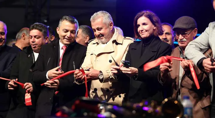 MANAVGAT’TA AYLAR ÖNCE BİTEN İŞLER İÇİN ‘SEÇİM ARİFESİNDE’ AÇILIŞ TÖRENİ