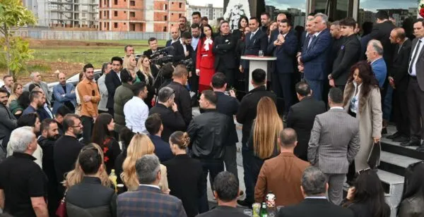 HAKAN TÜTÜNCÜ.. ‘ALTINTAŞ MODERN ŞEHİRCİLİK HİZMETLERİ İLE BULUŞACAK’