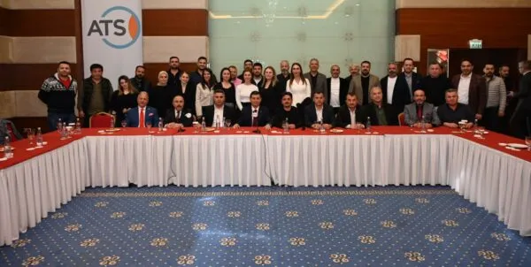 TÜTÜNCÜ.. ‘ANTALYA İÇİN EN ACI TABLO TRAFİK, 22 KATLI KAVŞAK YAPACAĞIZ’ 