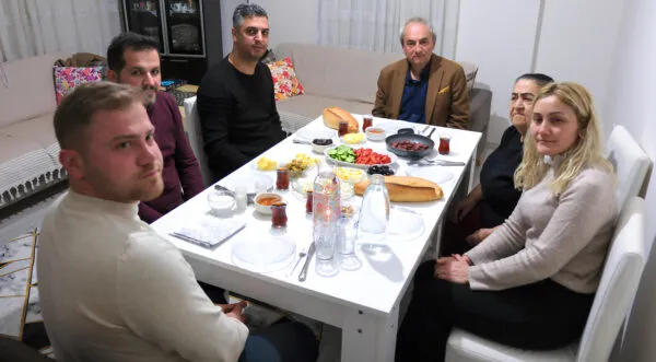 KOCAGÖZ İLK SAHURUNU ŞEHİT AİLESİ İLE YAPTI