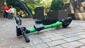 YAYA YOLUNU KAPATAN SCOOTERLARA TEPKİ.. ‘BAKIN ŞU REZİLLİĞE’