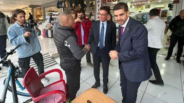 ATAY USLU.. ‘KEMER YEREL HİZMETLERLE BULUŞACAK’ 
