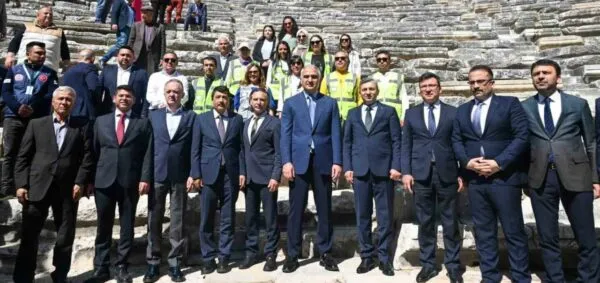 ASPENDOS GELECEĞE MİRAS BIRAKILIYOR.. 
