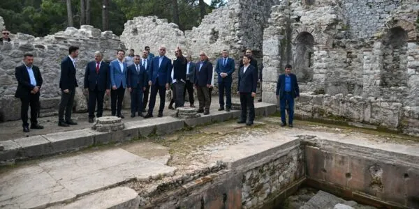 OLİMPOS YENİLENEN ÇEHRESİYLE ZİYARETÇİLERİNİ BEKLİYOR