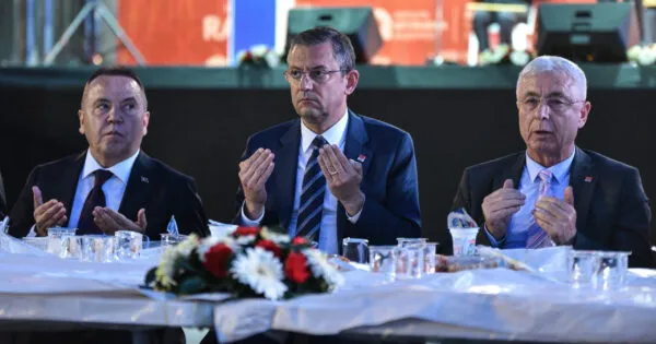 ÖZGÜR ÖZEL ANTALYA