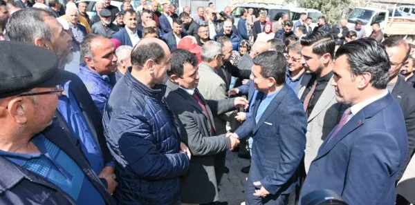 ‘EN GÜZEL HİZMETLER ANTALYA’YA, 19 İLÇESİNE VE TÜM KÖYLERİNE GELECEK’