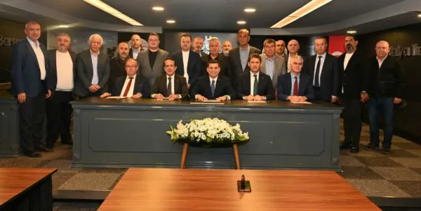 TÜTÜNCÜ ATB’NİN KONUĞU OLDU.. ‘ÇİLESİZ BİR ANTALYA SÖZÜ VERİYORUM’