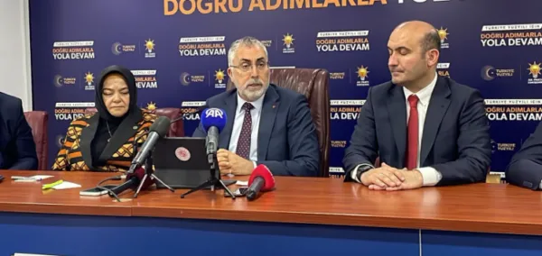 BAKAN IŞIKHAN.. ‘2023 YILINDA TÜRKİYE EKONOMİSİ YÜZDE 4.5 BÜYÜDÜ’