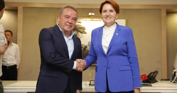 AKŞENER.. ‘BİZ BÖCEK’İN KALMASINI SAĞLADIK O ÜYELERİMİZİ İSTİFA ETTİRDİ’