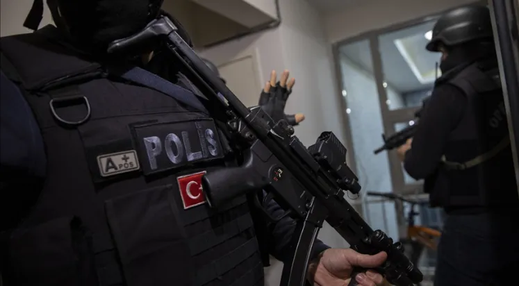 ANTALYA’DA FUHUŞ OPERASYONU.. MAĞDURLAR KURTARILDI
