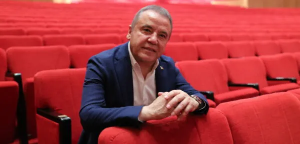 BÖCEK.. ‘ANTALYA’YI SANATIN MERKEZİ YAPACAĞIZ’