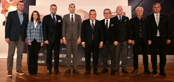 BÖCEK.. ‘BİR 5 YIL DAHA’