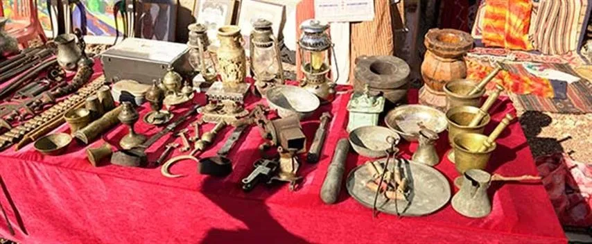 ANTALYA’DA ANTİKA PAZARI