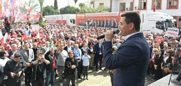 TÜTÜNCÜ.. “MUSLUKLARDAN İÇİLEBİLİR SU AKMALI SEN ASAT’IN BAŞKANISIN’