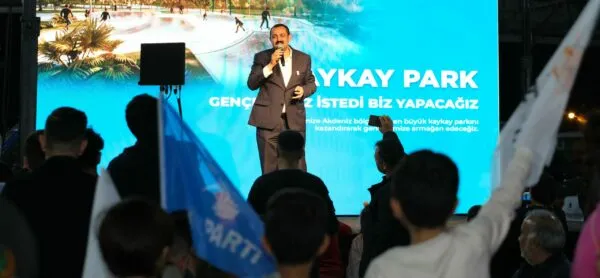 RIZA SÜMER.. ‘BİZ HİZMET, ONLAR İSİMLERİNİ PARLATMA DERDİNDE’