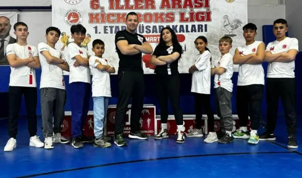 KEMER BELEDİYESİ KİCK BOKS SPORCULARI 5 MADALYA İLE DÖNDÜ