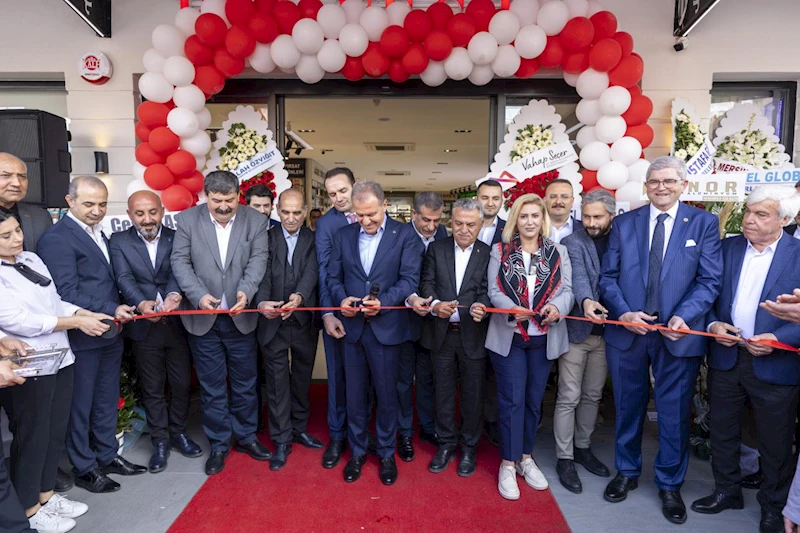 Başkan Seçer, Eczane Açılışına Katıldı