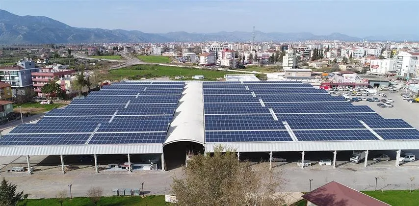 ANTALYA’DA BİR İLK.. DÖŞEMEALTI’NDA 8 KAPALI PAZARIN ÜZERİNE GES KURULACAK