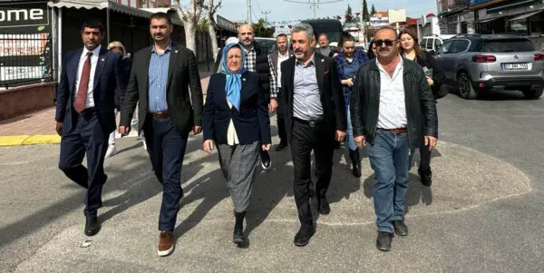 İYİ PARTİ ADAYI NESRİN ÜNAL SÖZ VERDİ.. ‘KIRCAMİ’Yİ BEN ÇÖZECEĞİM’