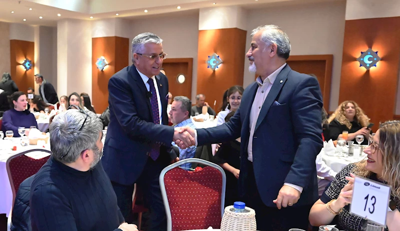 Başkan Topaloğlu sağlık çalışanlarıyla yemekte buluştu