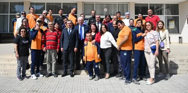 OTİZMLİ ÇOCUKLARIN SANATI