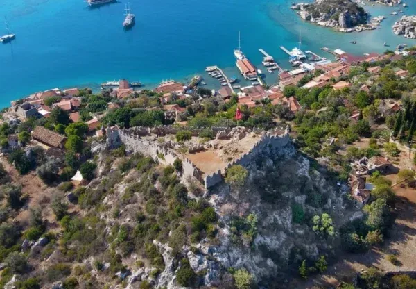 DEMRE KALEKÖY.. ANTALYA’DA KARAYOLUYLA ULAŞIMIN YAPILAMADIĞI TEK YER