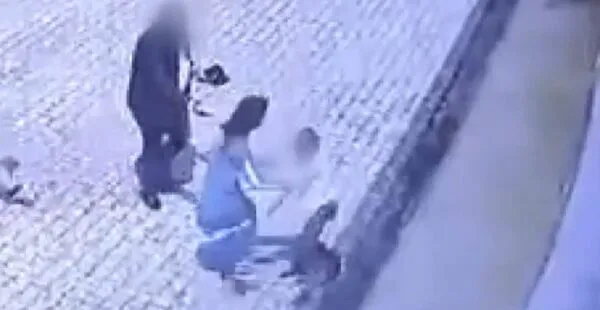 BAKAN ERSOY’DAN TEKME ATILAN ÖĞRENCİYE MEKTUP VE HEDİYE