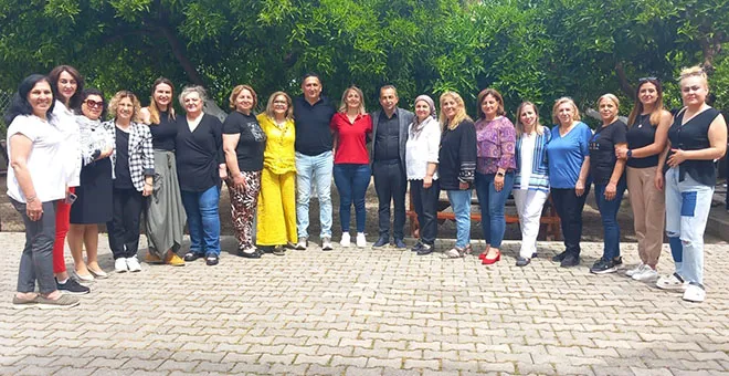 ANTALYA’NIN KADIN MUHTARLARI KEMER’DE BULUŞTU