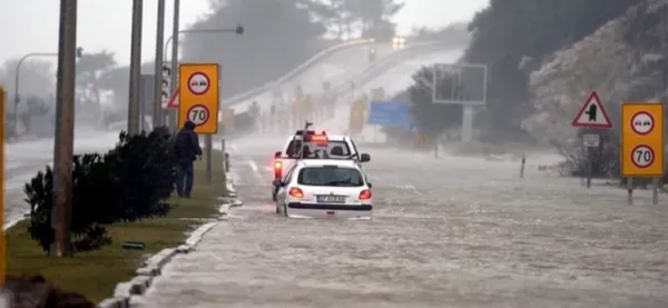 ANTALYA’YA KUVVETLİ YAĞIŞ UYARISI