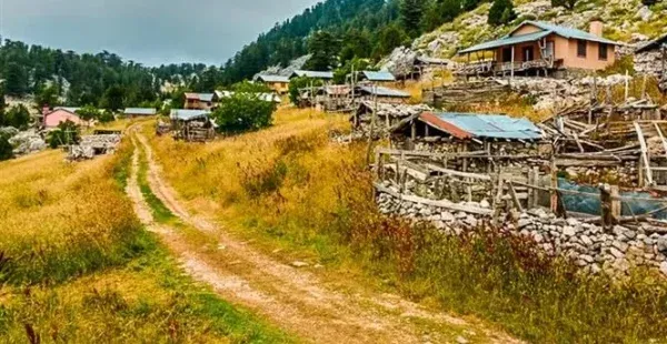 ANTALYA’NIN 10 EŞSİZ YAYLASI.. TAM BİR GÖRSEL ŞÖLEN SUNUYOR 