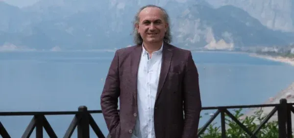 TÜRSAB BAŞDANIŞMANI HAMİT KUK ‘SEZONUN UMUDU ALMAN TURİSTLER’ DEDİ