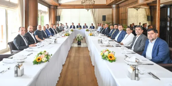 AK PARTİ’NİN ANTALYA ZİRVESİ TOPLANDI