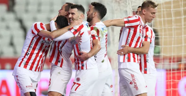 ANTALYASPOR İSTANBUL’DA GALİBİYET HASRETİNE SON VERMEK İSTİYOR